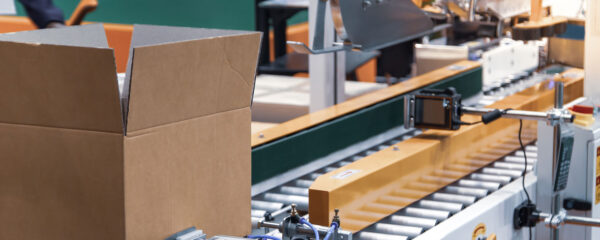 Thermal printer used for packaging in industrial environment